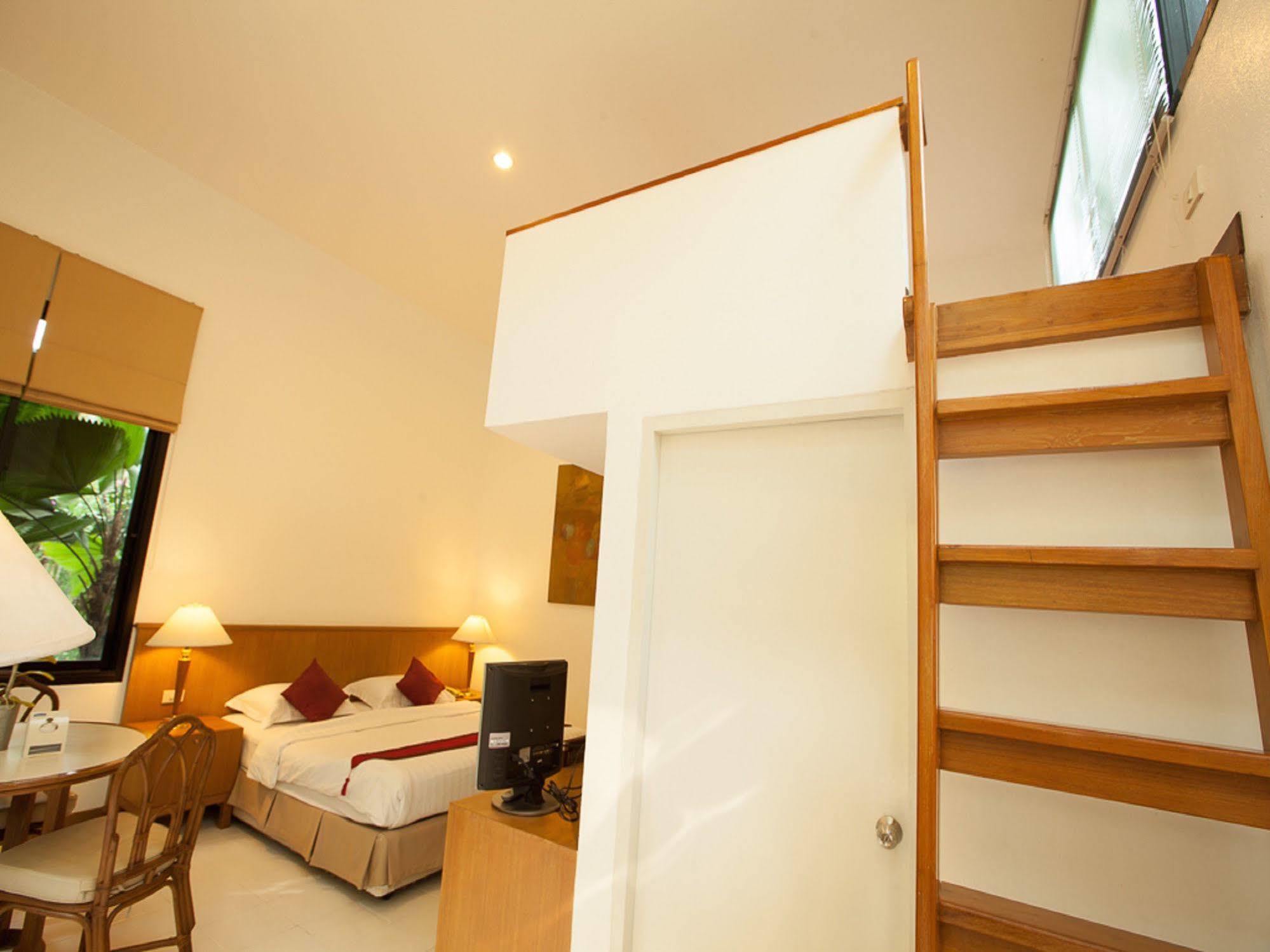 Nern Chalet Beachfront Hotel HHQ Exterior foto