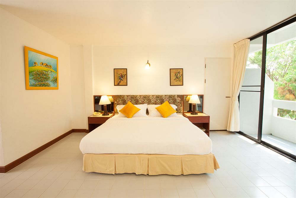 Nern Chalet Beachfront Hotel HHQ Exterior foto
